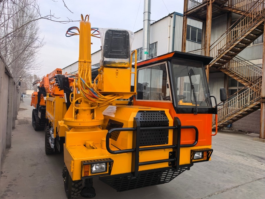 隨車挖運(yùn)輸車